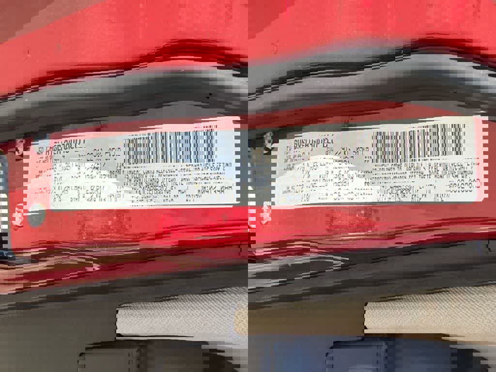 Used 2015 Jeep Cherokee Sport image 30