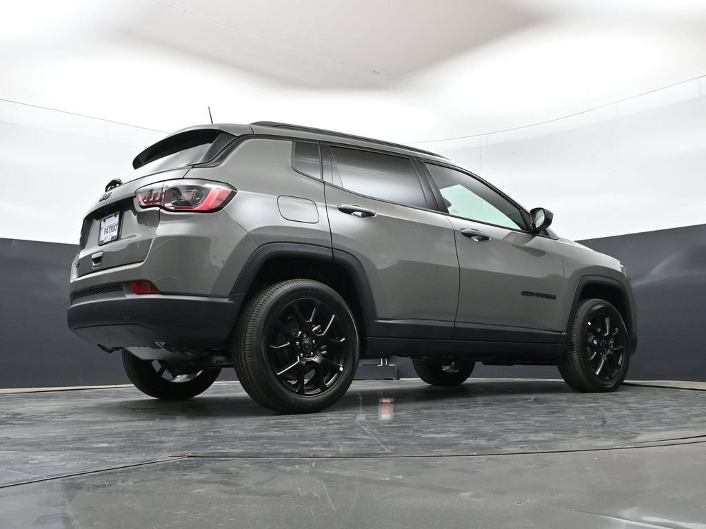 New 2026 Jeep Compass Latitude AWD/4WD image 45