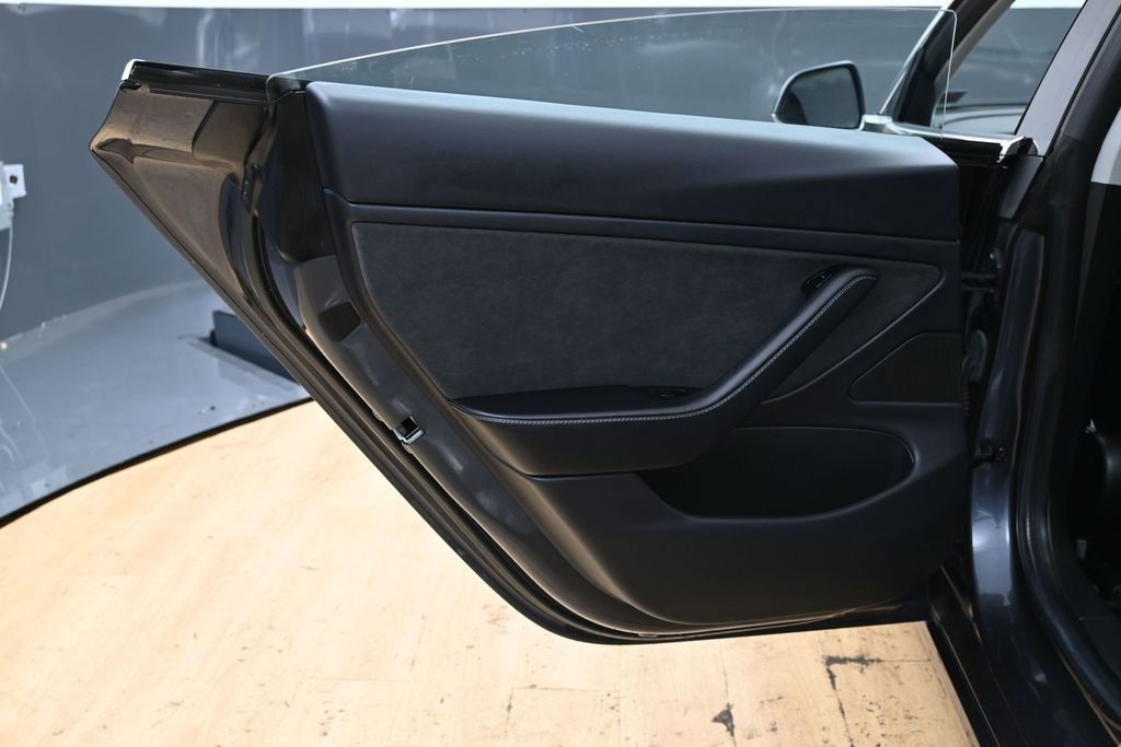 Used 2018 Tesla Model 3 Long Range image 44