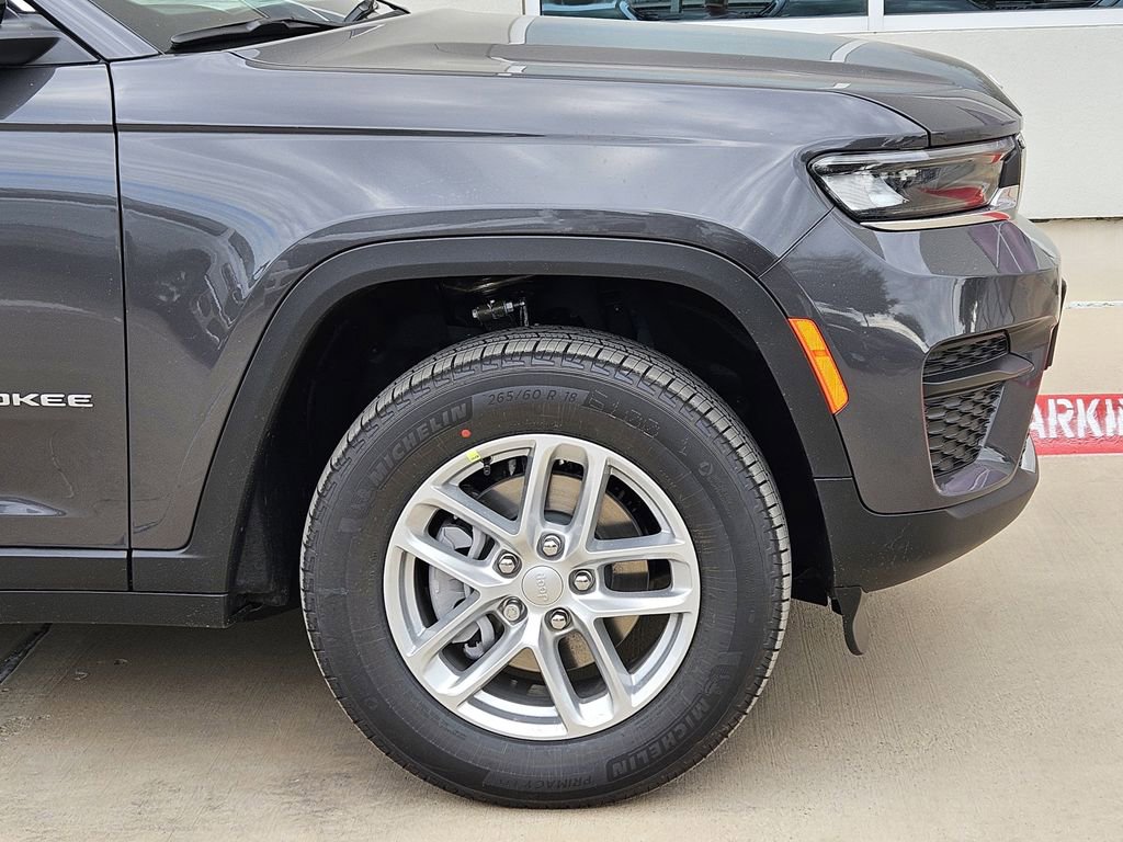 New 2026 Jeep Grand Cherokee Laredo X AWD/4WD image 6