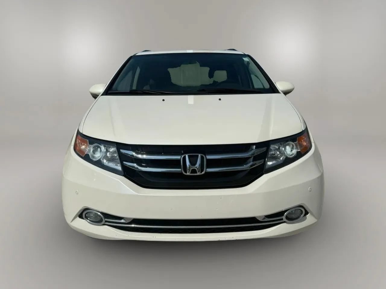 Used 2015 Honda Odyssey Touring image 2