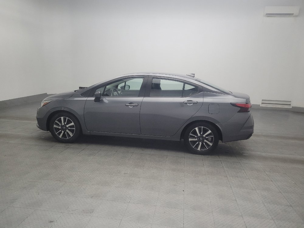 Used 2021 Nissan Versa SV FWD image 3