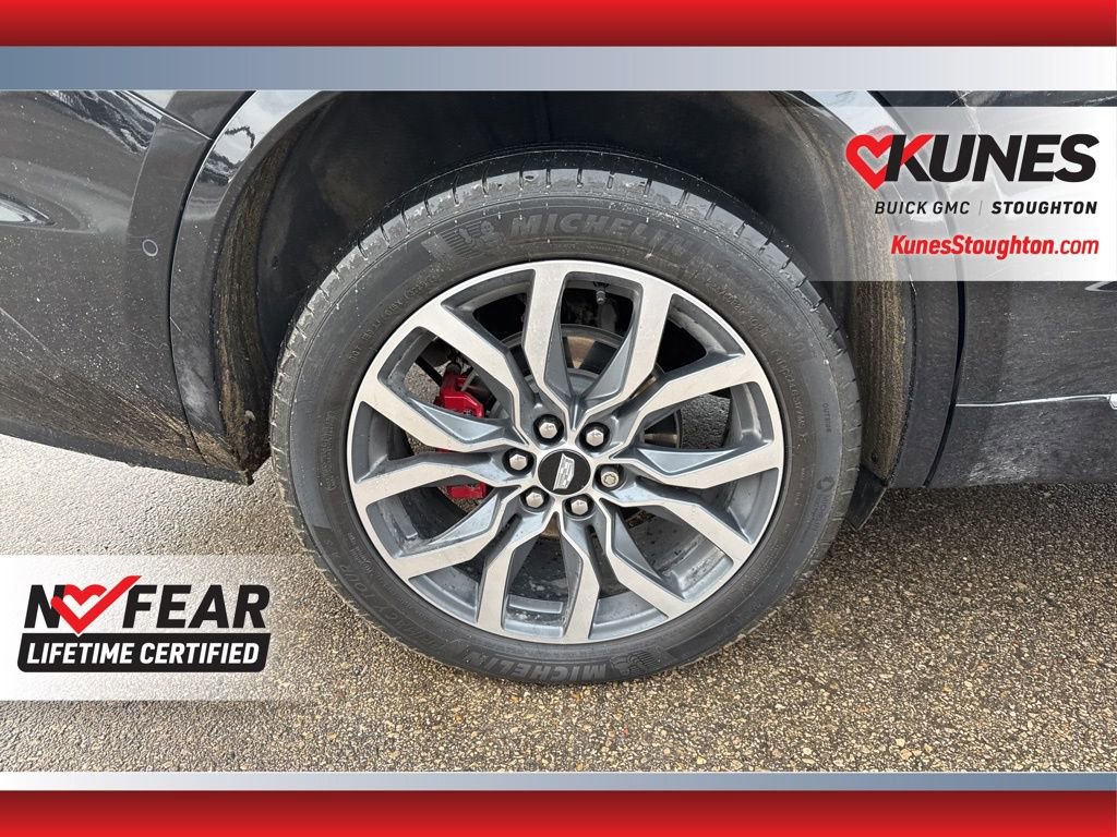 Used 2024 Cadillac XT6 Sport image 14