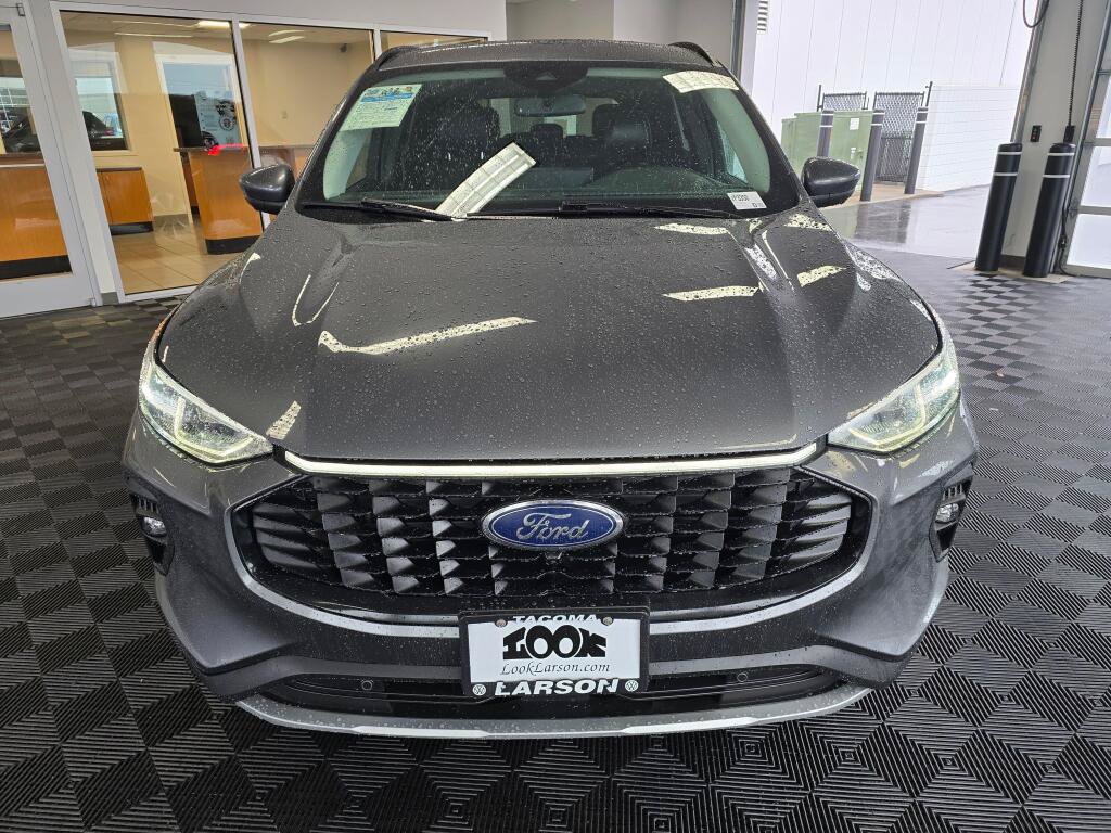 Used 2024 Ford Escape Platinum AWD/4WD image 8