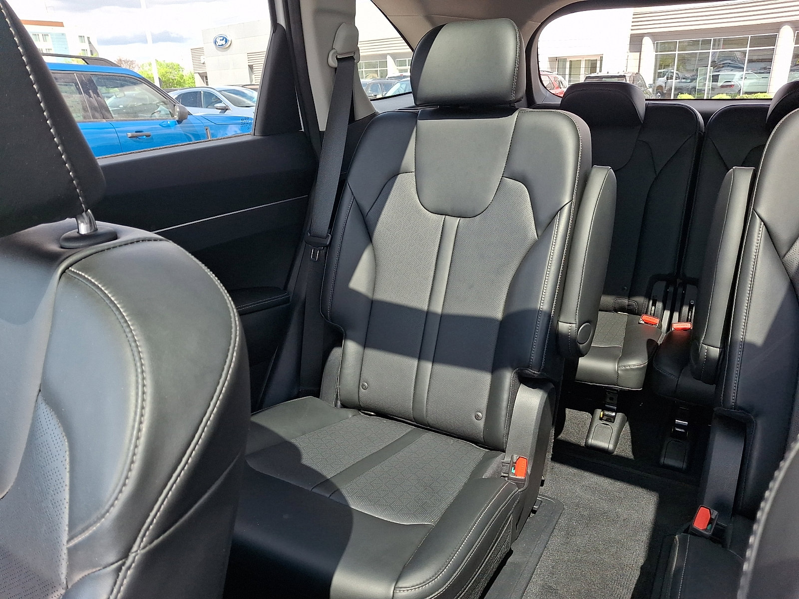 Used 2021 Kia Sorento EX w/ EX AWD X-Line Package image 17