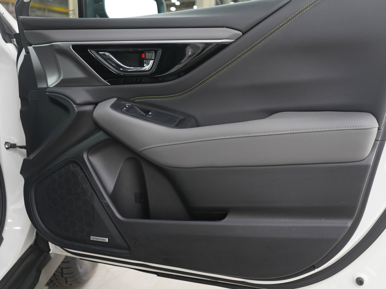 Used 2025 Subaru Outback Onyx Edition image 9