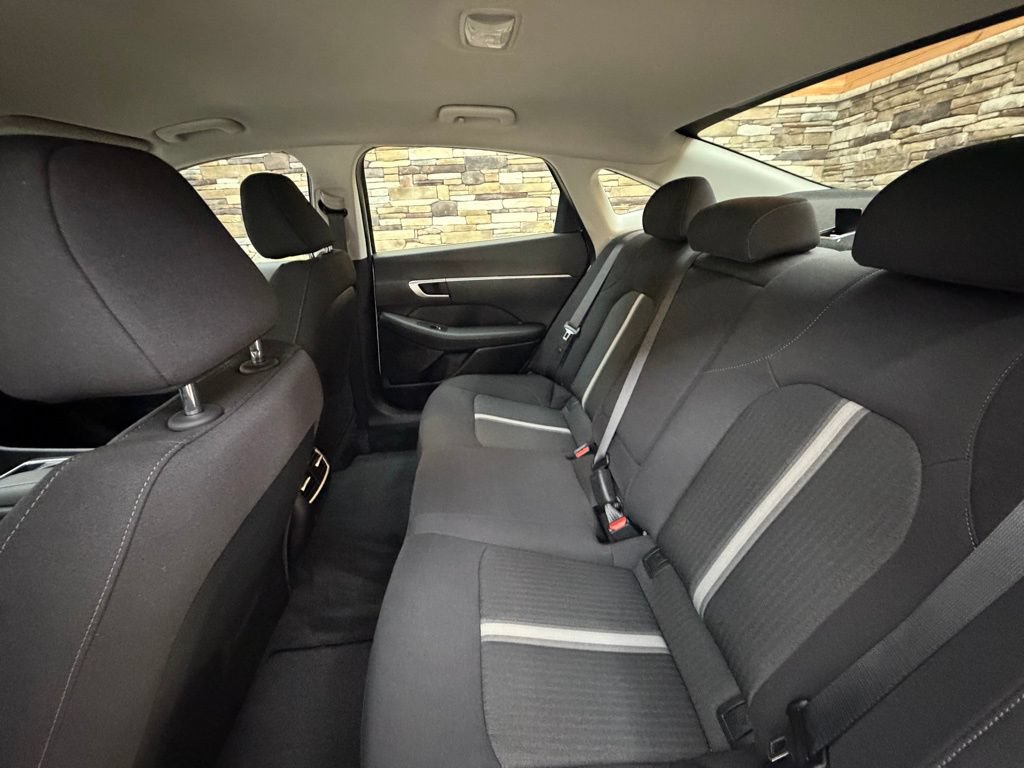 Used 2025 Hyundai Sonata SEL FWD image 25
