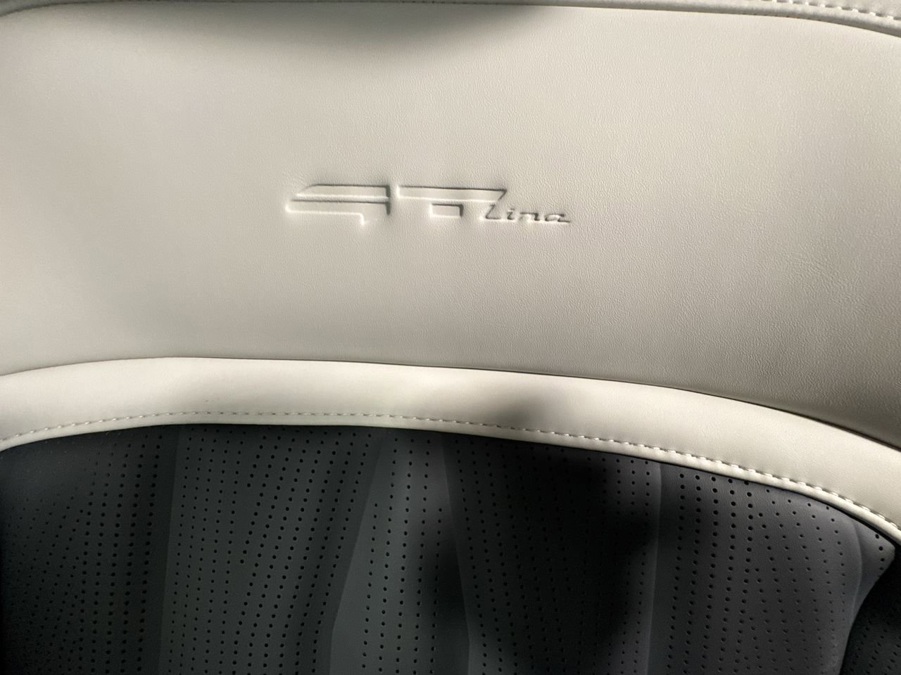 New 2026 Kia EV9 GT-Line image 18