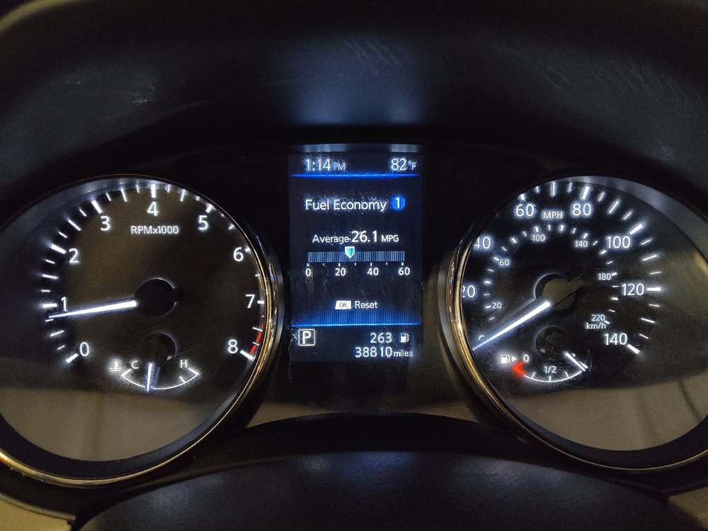 Used 2022 Nissan Rogue Sport SV FWD image 23