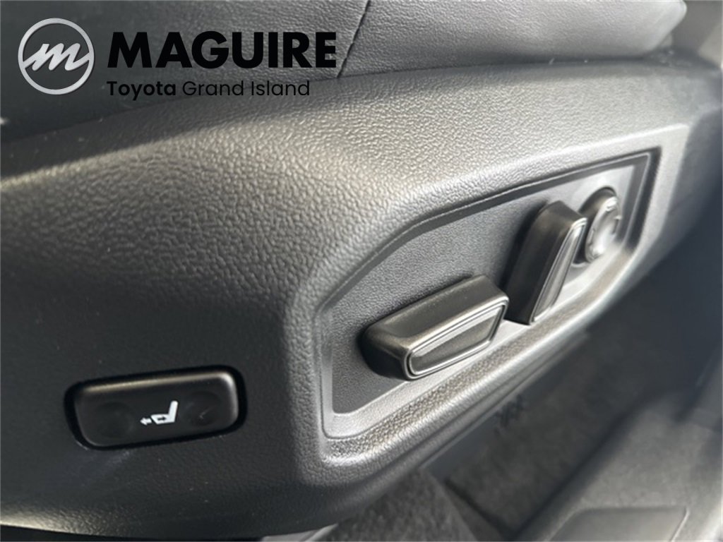 Used 2025 Toyota Tundra Platinum image 15