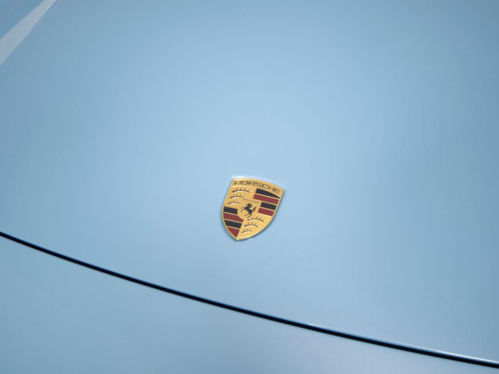 New 2026 Porsche Macan 4 Electric image 39