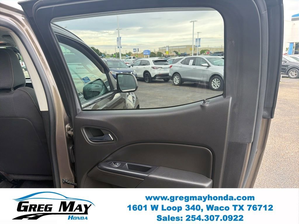 Used 2017 Chevrolet Colorado LT w/ LT Convenience Package image 24