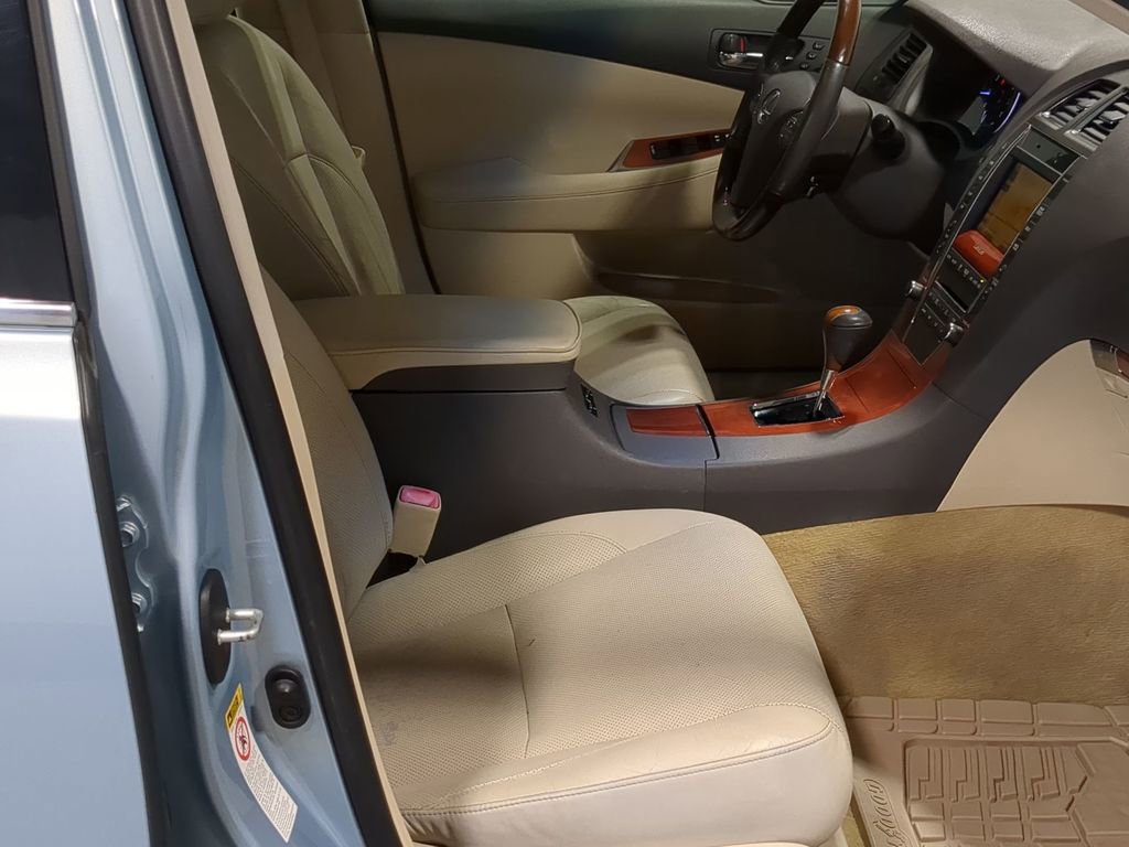 Used 2011 Lexus ES 350 image 27