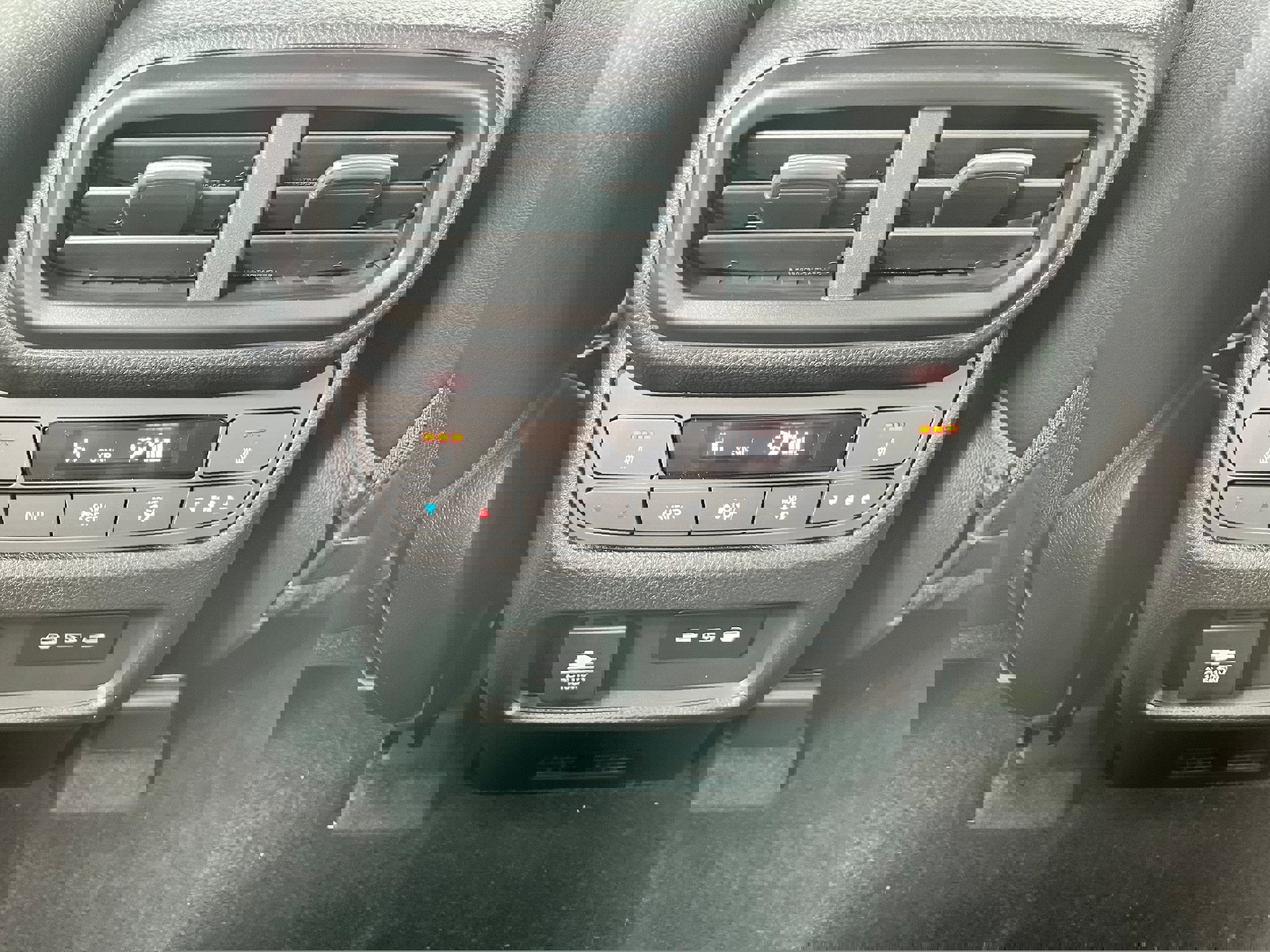 New 2025 Honda Pilot Black Edition image 24