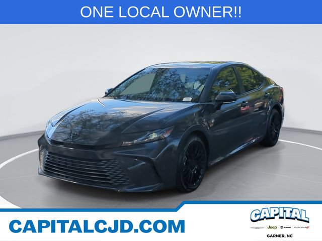 Used 2025 Toyota Camry LE w/ Convenience Package FWD image 1