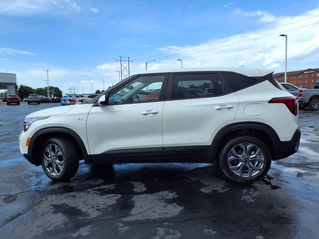 Used 2026 Kia Seltos LX AWD/4WD image 27