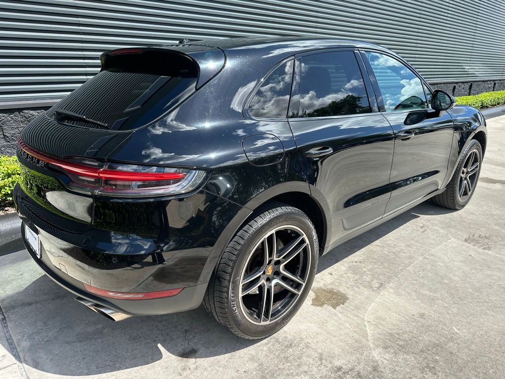 Certified 2021 Porsche Macan S AWD/4WD image 9