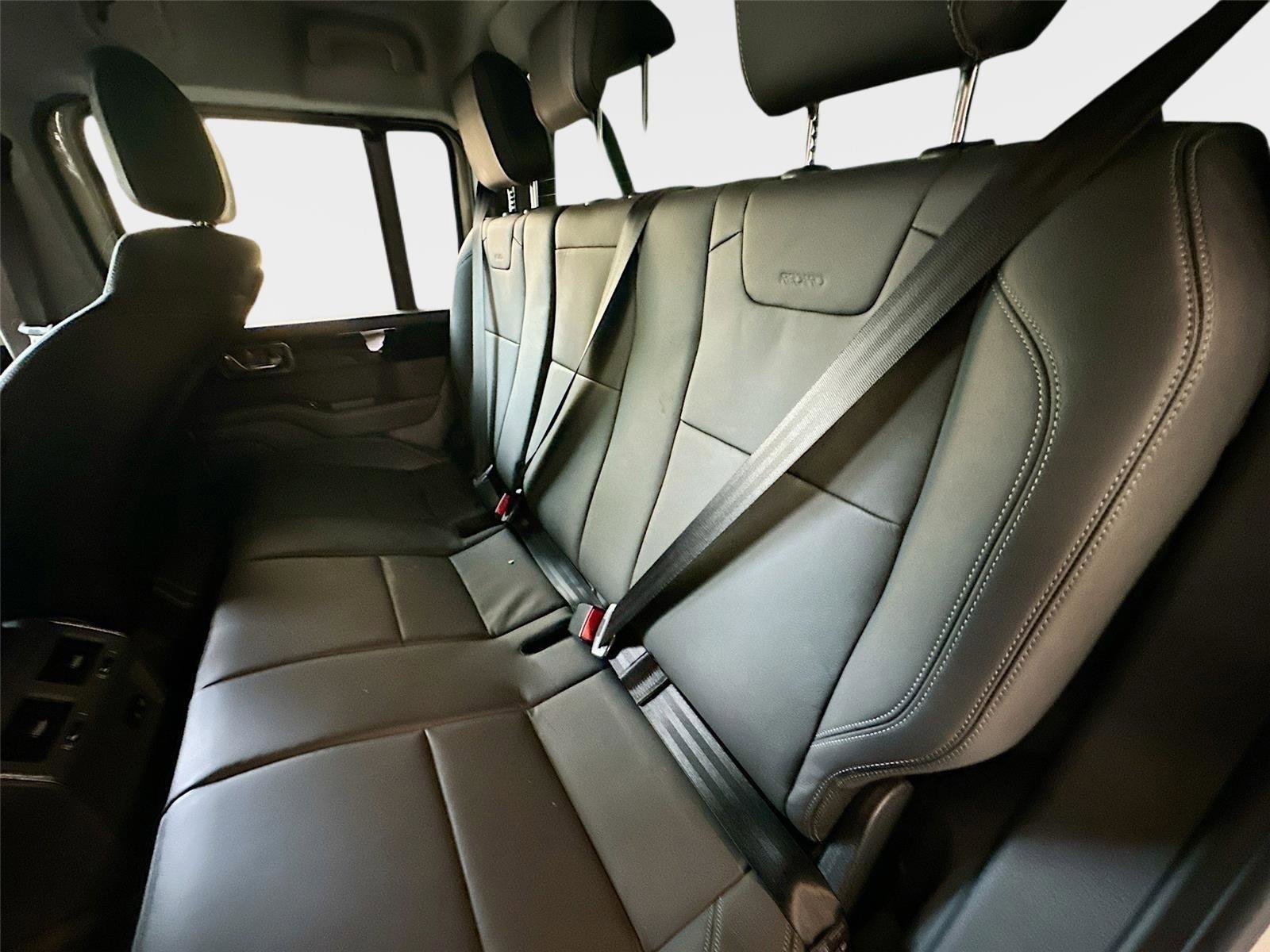 New 2025 INEOS Grenadier Fieldmaster Edition image 37