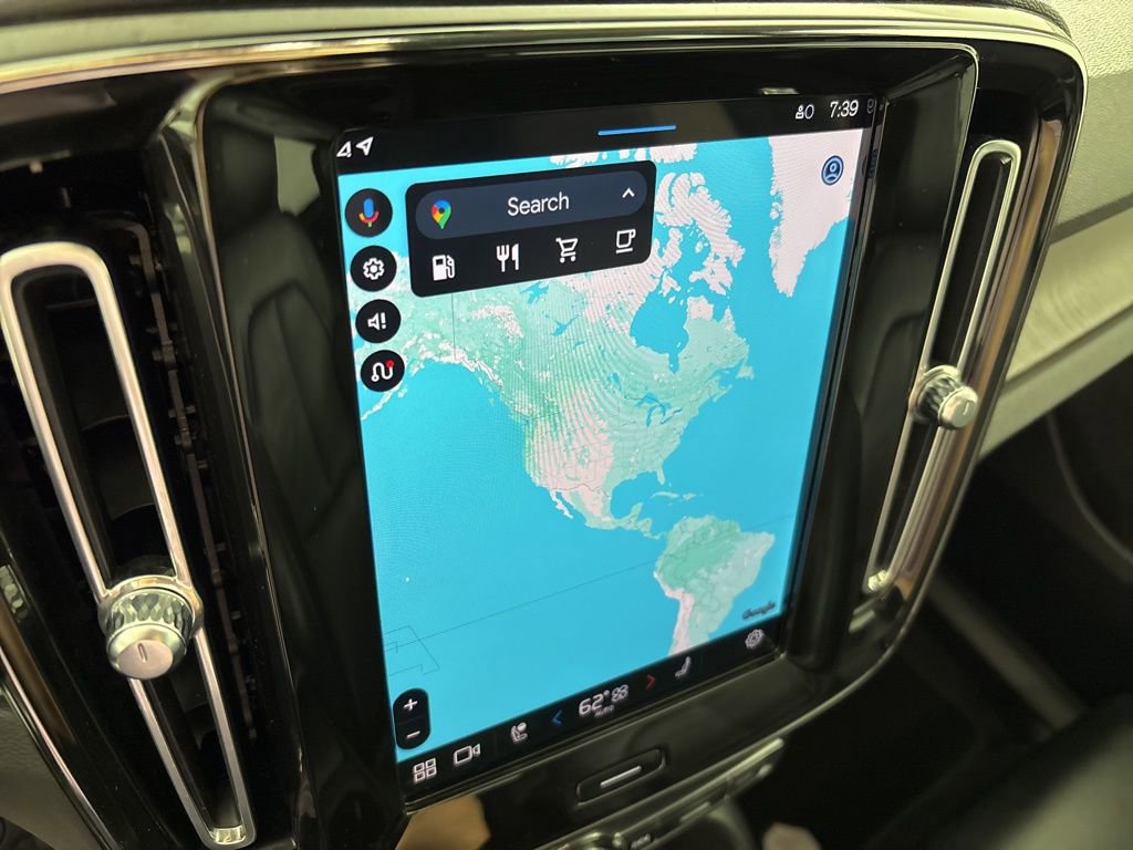 Used 2023 Volvo XC40 B5 Core w/ Protection Package Premier image 33