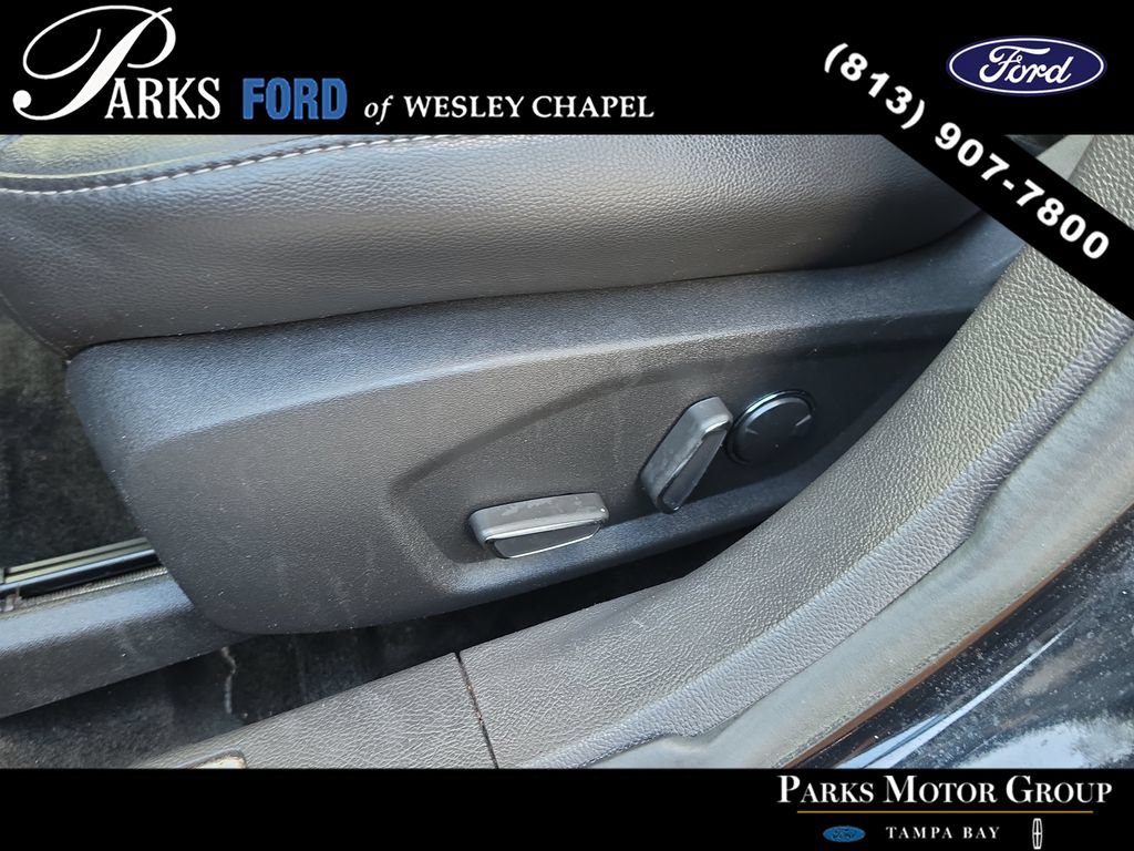 Used 2016 Ford Fusion Titanium FWD image 20