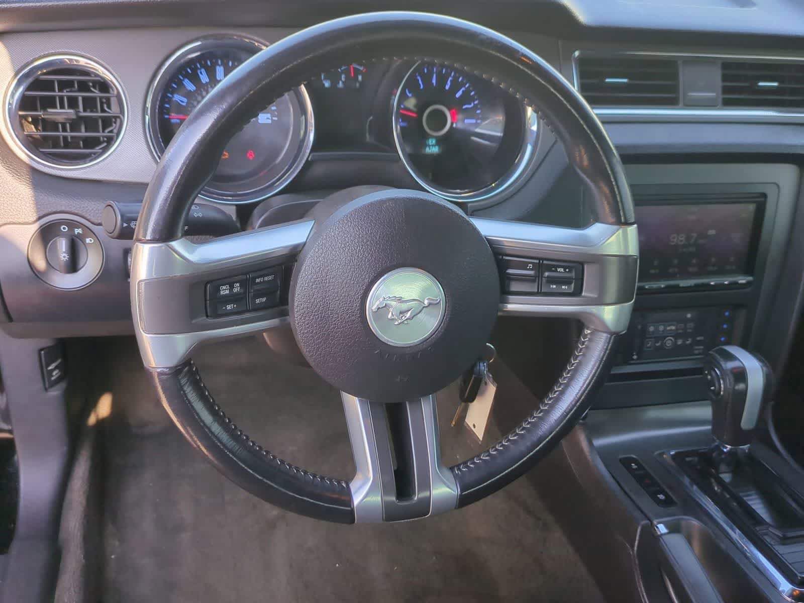 Used 2014 Ford Mustang Convertible RWD image 22