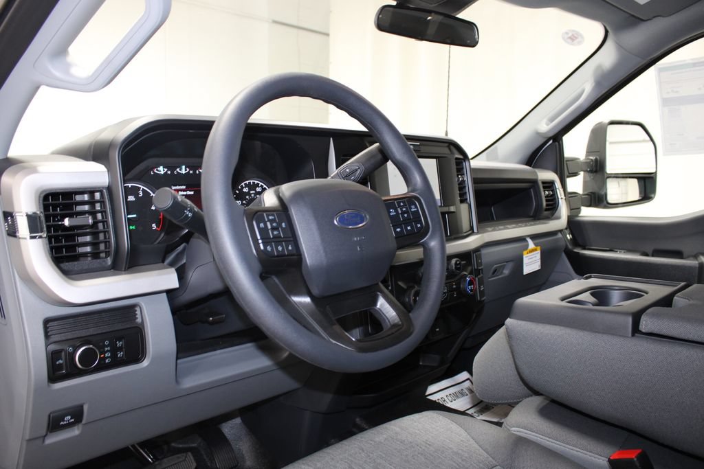New 2026 Ford F350 XL RWD image 18