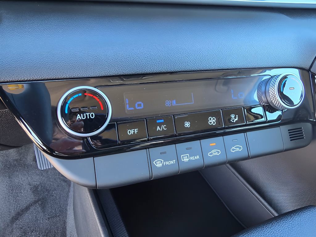 New 2026 Hyundai Elantra Blue image 21