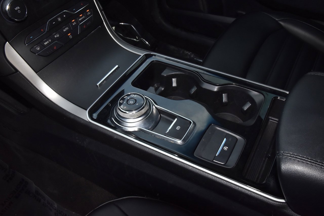 Used 2020 Ford Edge SEL w/ Convenience Package FWD image 30