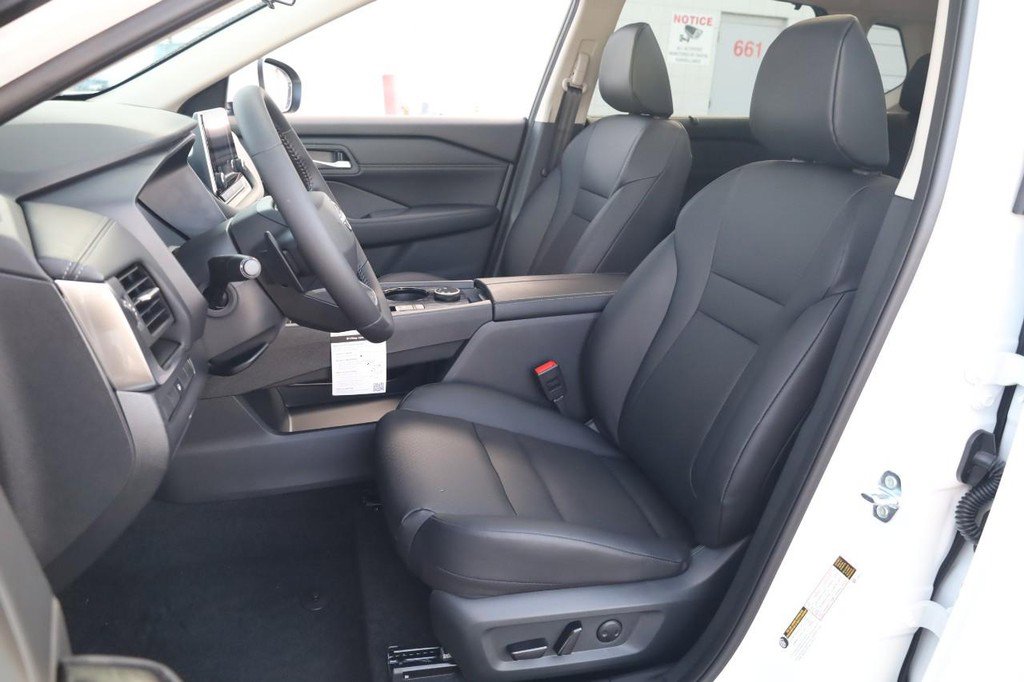 New 2026 Nissan Rogue SV w/ SV Premium Package image 10