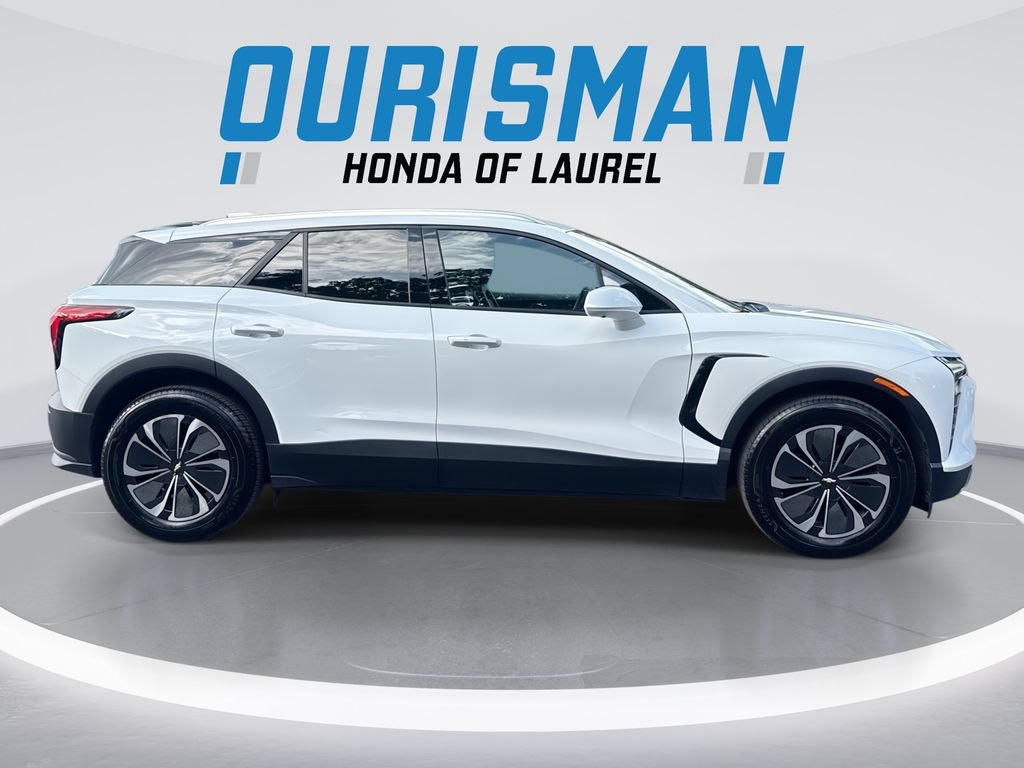 Used 2025 Chevrolet Blazer EV LT AWD/4WD image 9