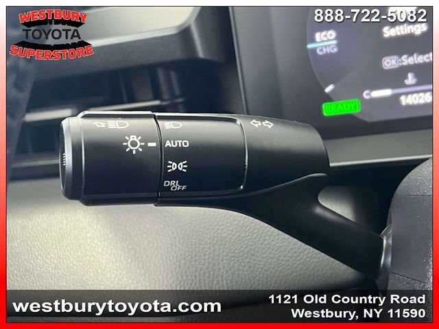 Used 2026 Toyota RAV4 XLE Premium AWD/4WD image 27