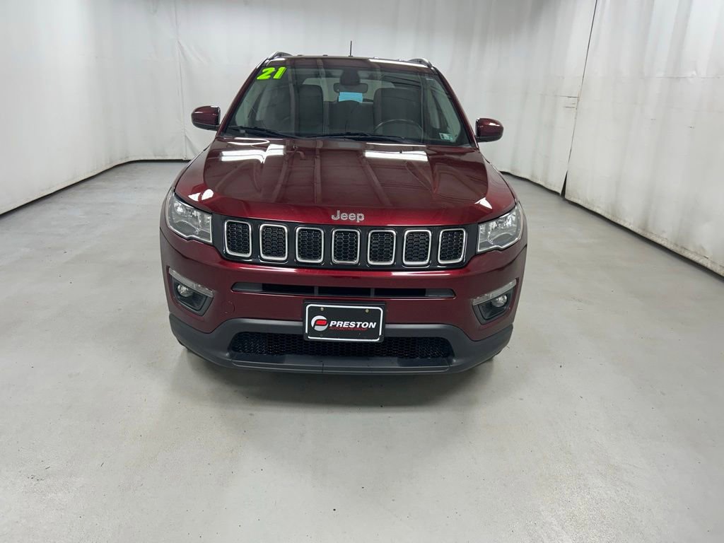 Used 2021 Jeep Compass Latitude w/ Convenience Group AWD/4WD image 4