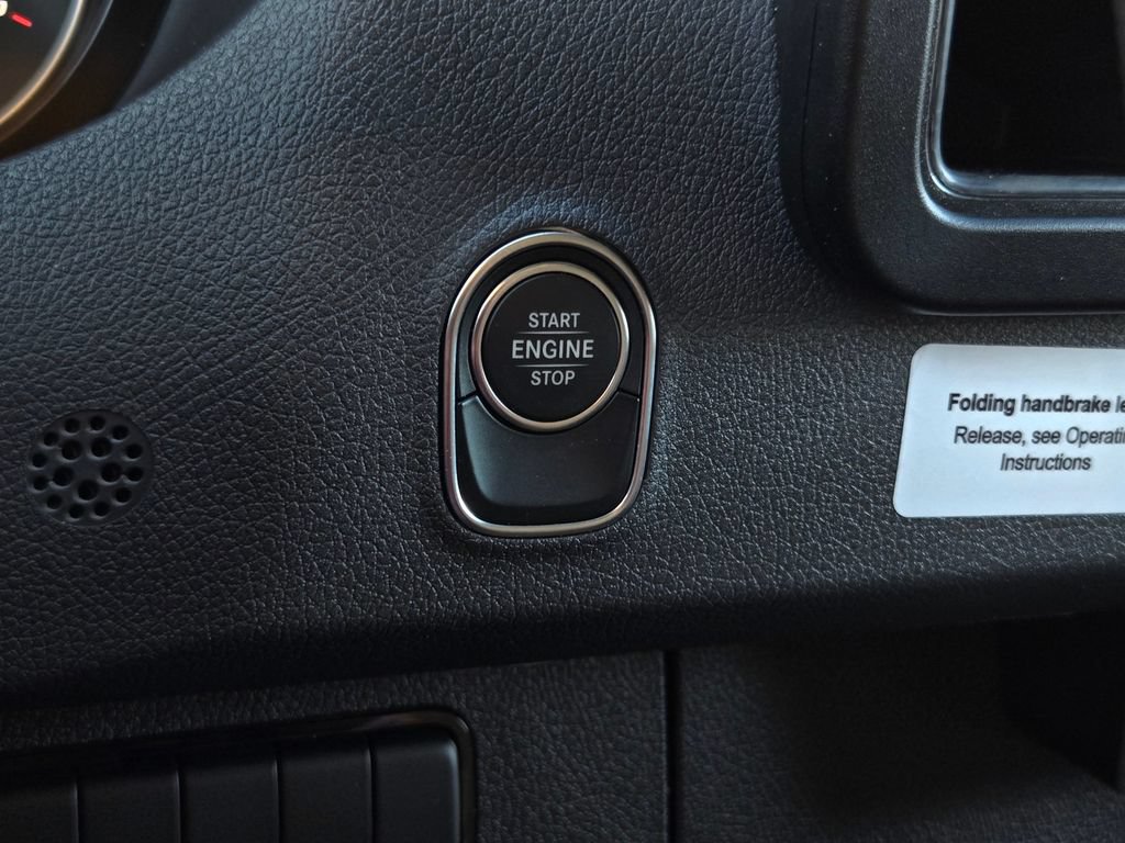 Used 2024 Mercedes-Benz Sprinter 2500 image 20