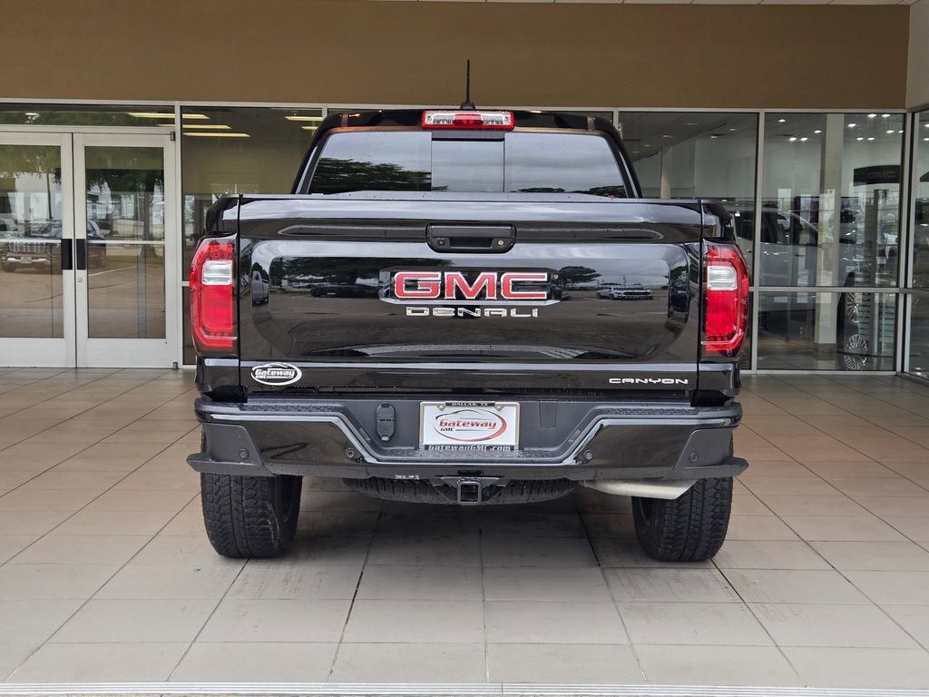 Used 2026 GMC Canyon Denali AWD/4WD image 6