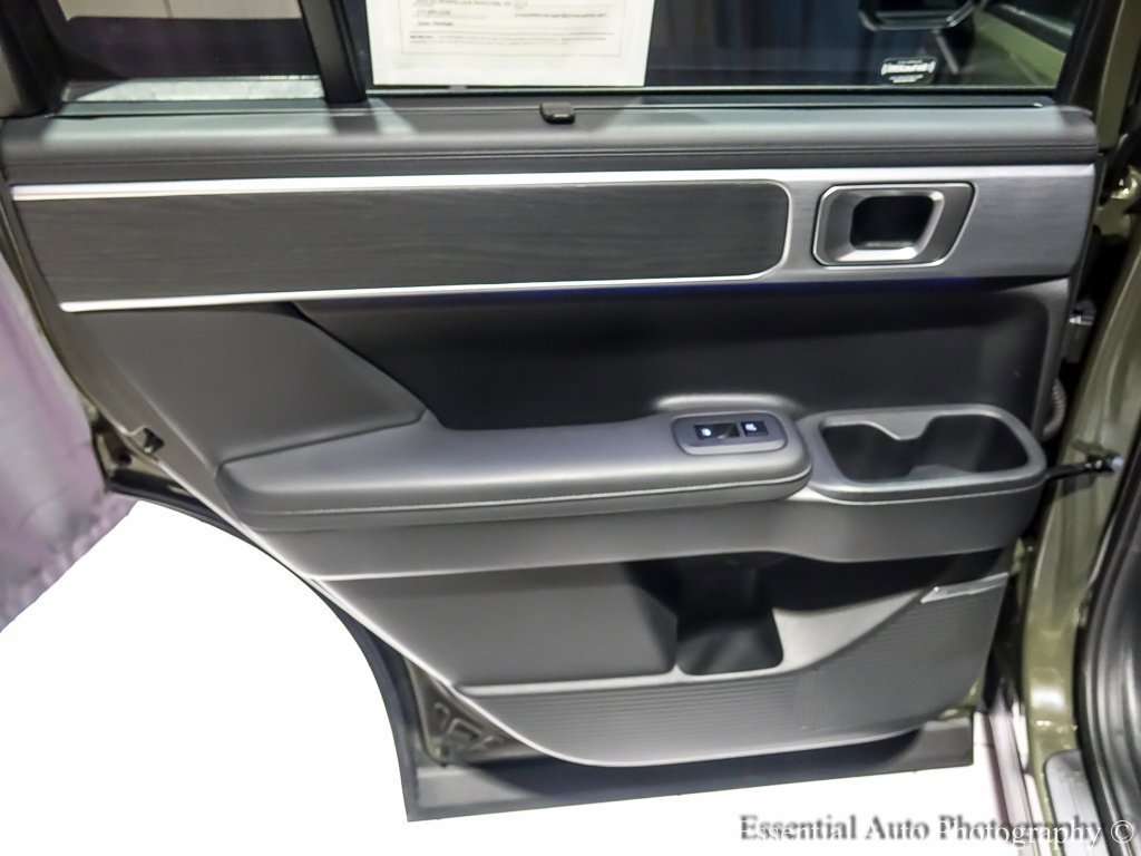 Used 2024 Hyundai Santa Fe Limited image 31