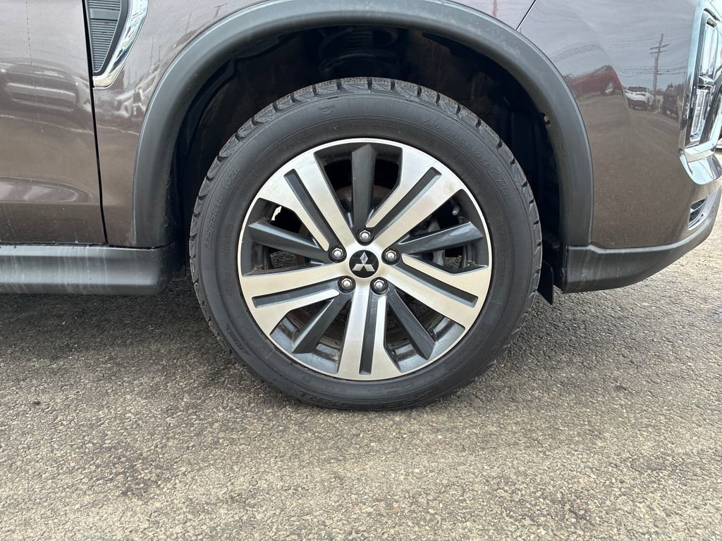 Used 2022 Mitsubishi Outlander Sport SE image 9