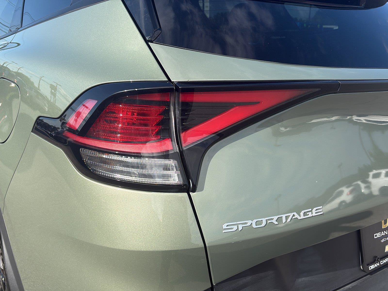 Used 2023 Kia Sportage X-Line AWD/4WD image 13