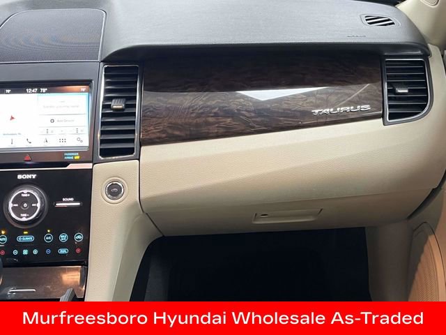 Used 2018 Ford Taurus Limited image 20