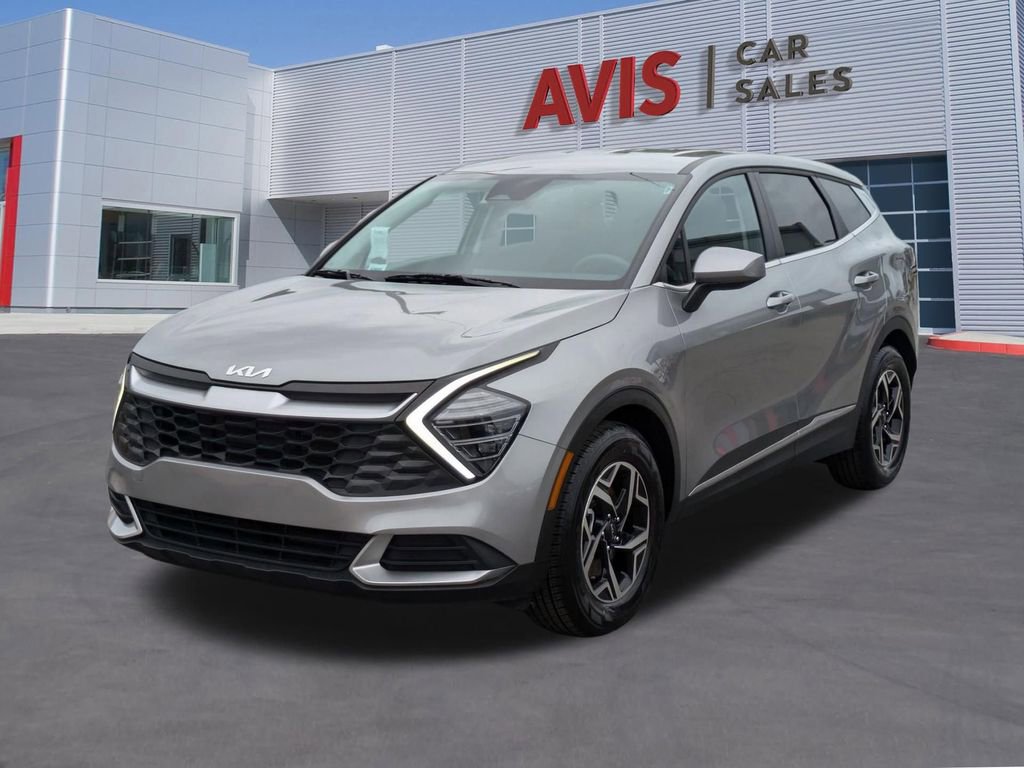 Used 2024 Kia Sportage LX image 1
