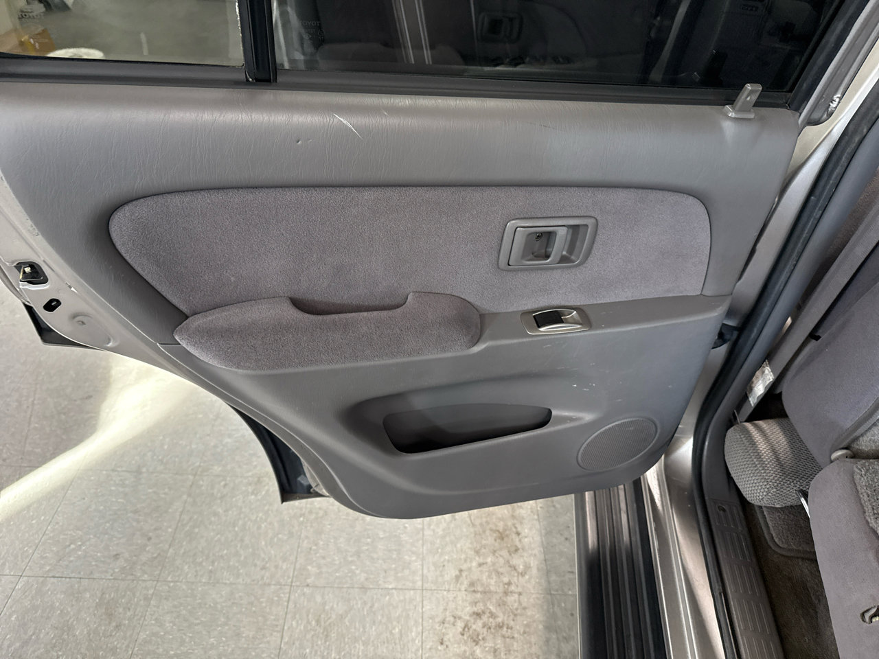 Used 2002 Toyota 4Runner SR5 image 37