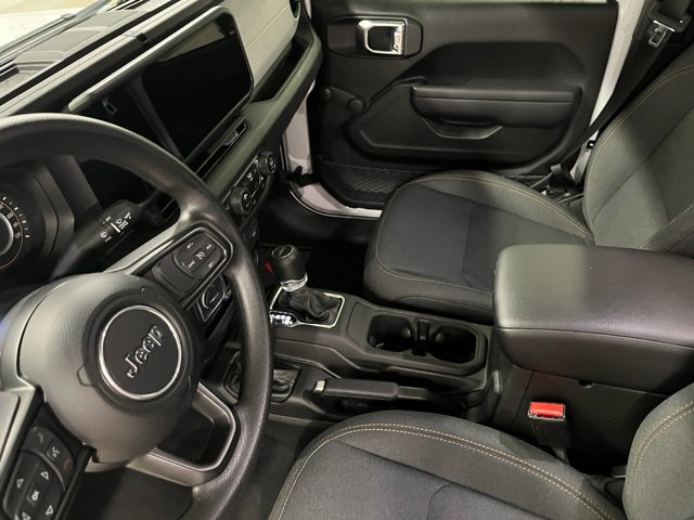 Used 2024 Jeep Gladiator Sport image 19