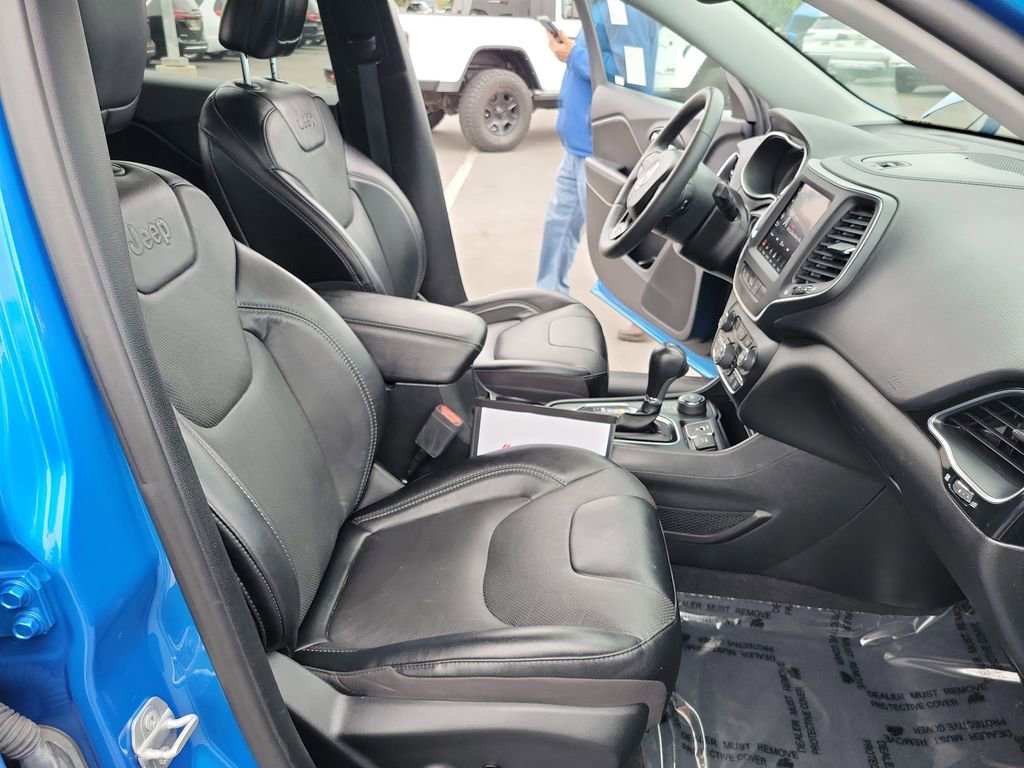 Certified 2023 Jeep Cherokee Altitude Lux image 16
