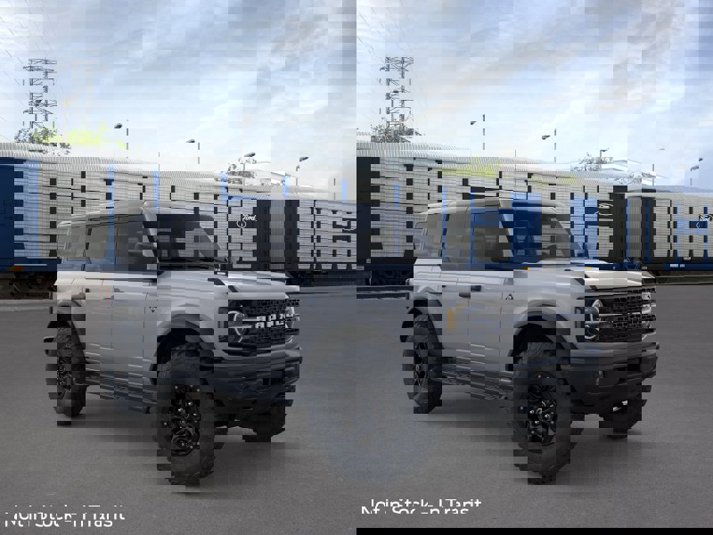 New 2026 Ford Bronco Outer Banks image 7