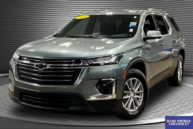 Used 2023 Chevrolet Traverse LT
