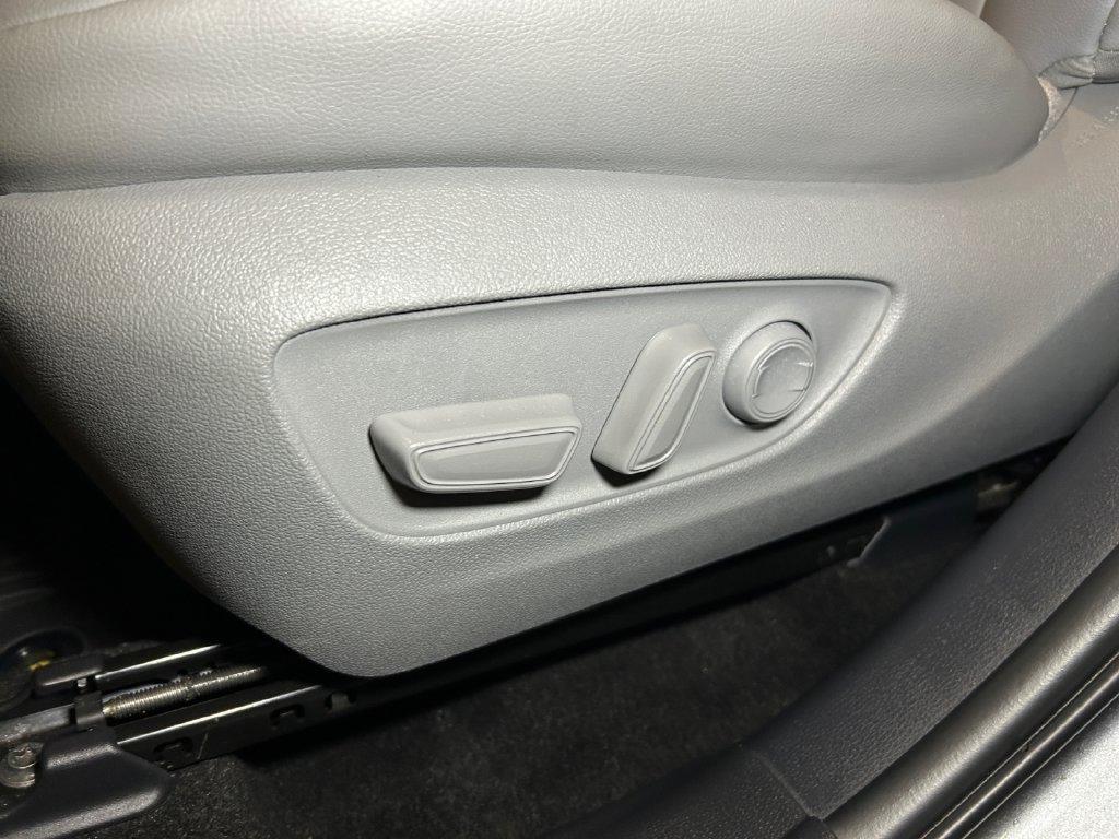 Certified 2026 Toyota Highlander XLE AWD/4WD image 24