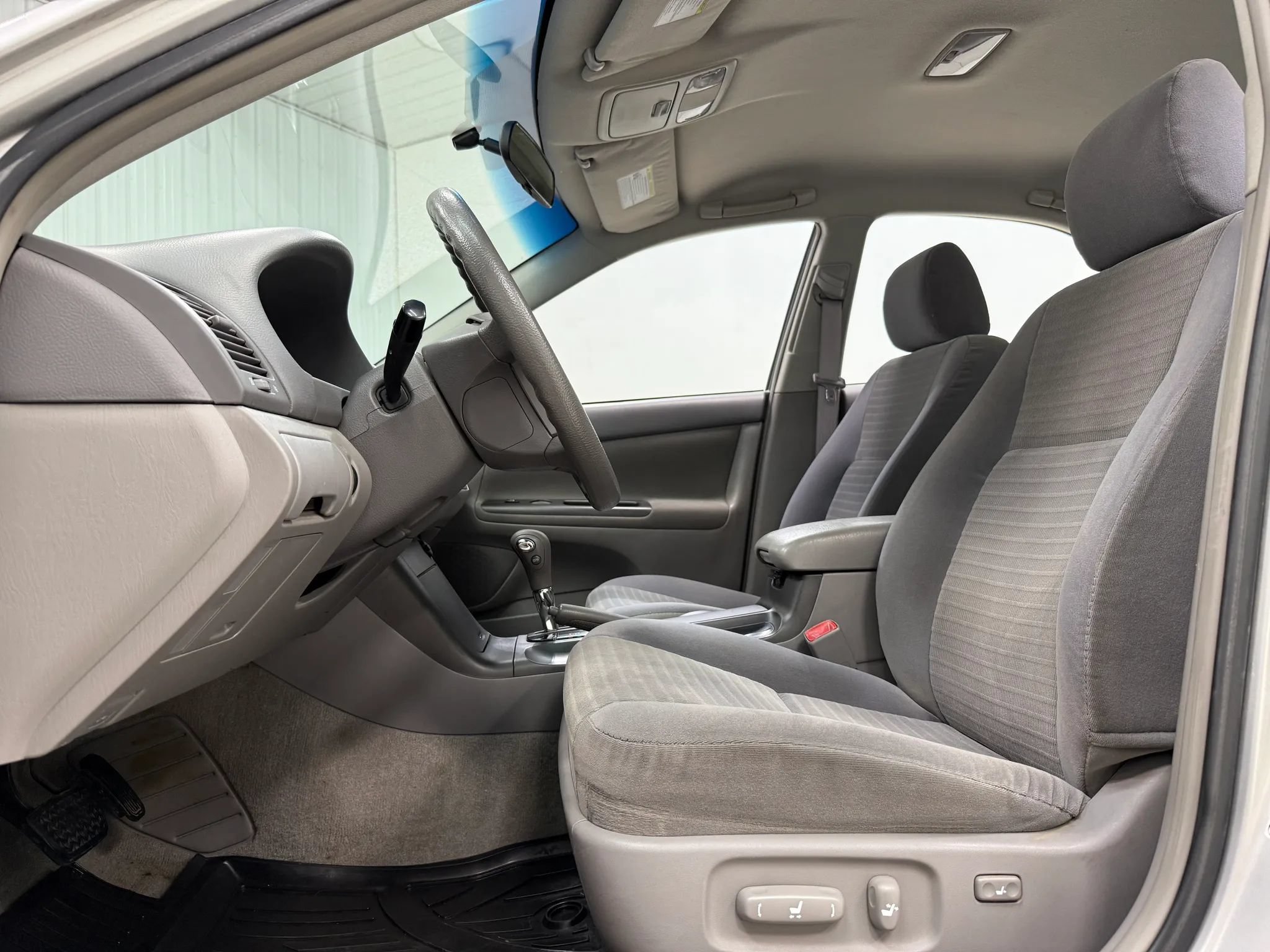 Used 2006 Toyota Camry FWD image 15