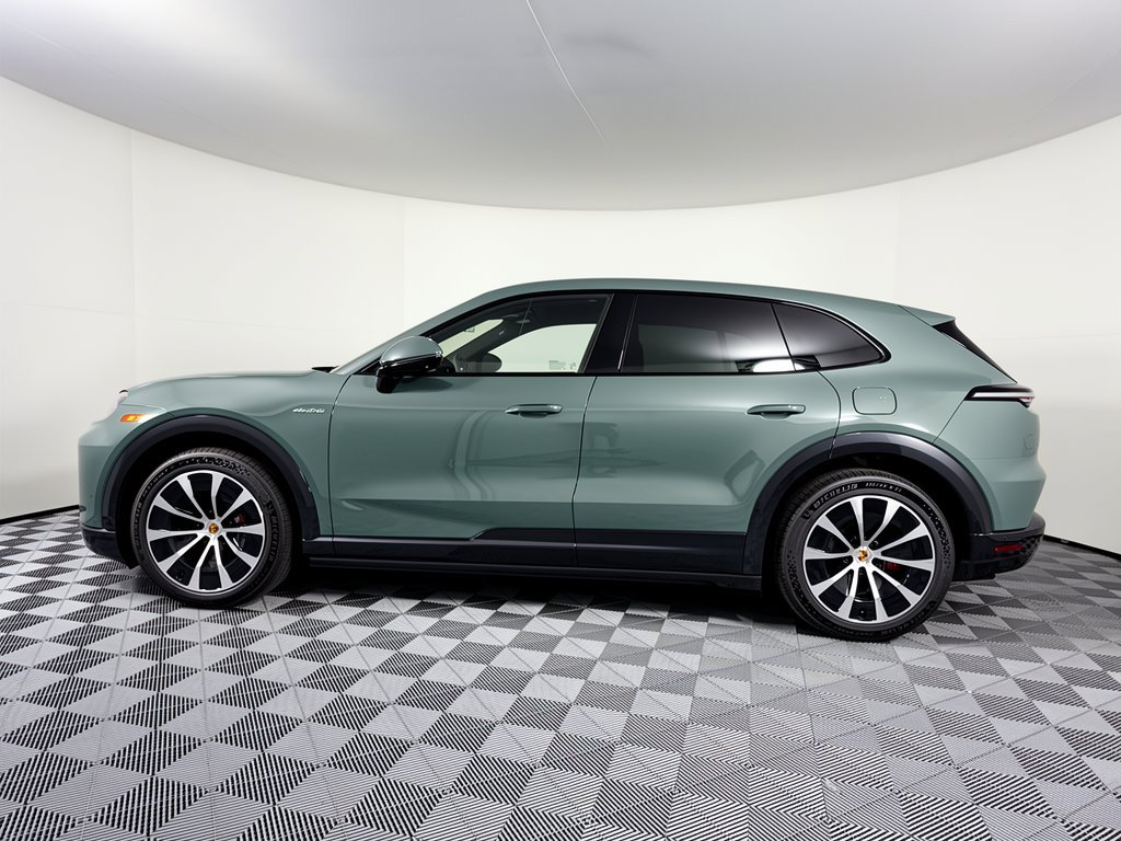New 2026 Porsche Cayenne S AWD/4WD image 2