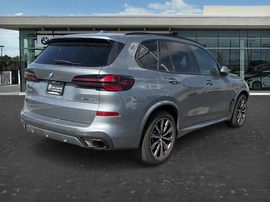 Used 2024 BMW X5 xDrive50e w/ M Sport Package AWD/4WD image 7