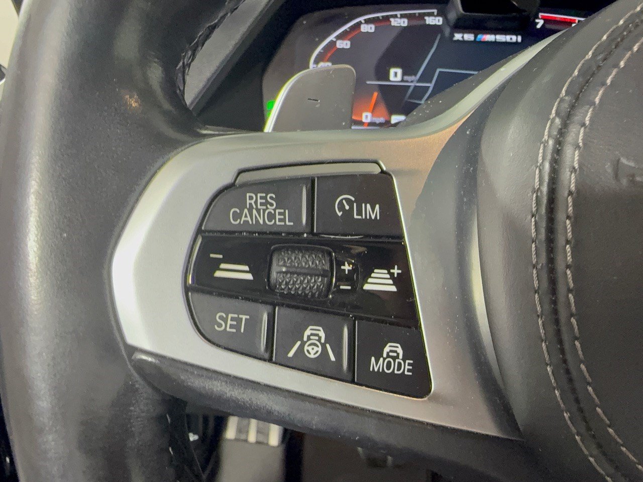 Used 2021 BMW X6 M50i AWD/4WD image 18