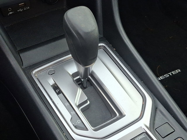 Used 2023 Subaru Forester Premium image 15